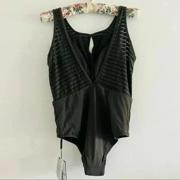 New JETS Jessica Allen One Piece Swimsuit Khaki High Neck Sz 8 - Picture 6 of 11